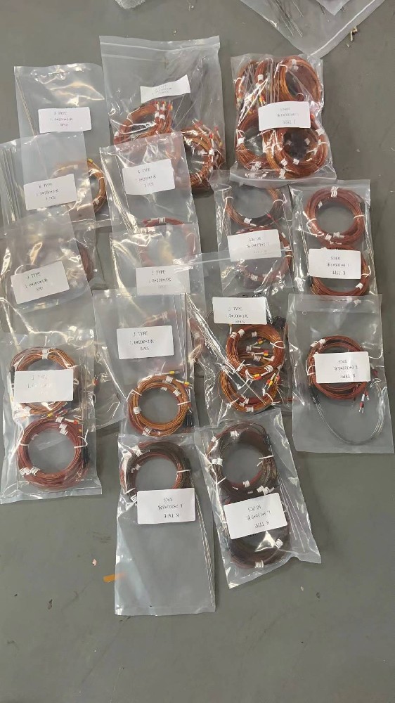 关于高温情形（如凌驾 1000℃）的丈量，，，，，热电偶的抗氧化性和热稳固性是怎样包管的？？？