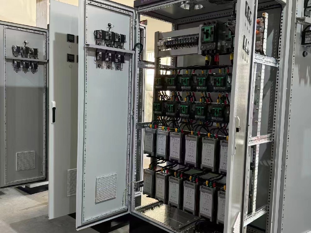 在轨道交通的供电系统中，，，，，电力调解器的应用有哪些奇异之处？？